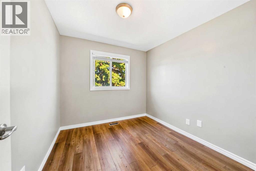 17, 20 Alford Avenue — photo 20