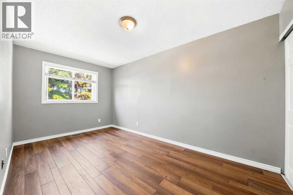 17, 20 Alford Avenue — photo 23