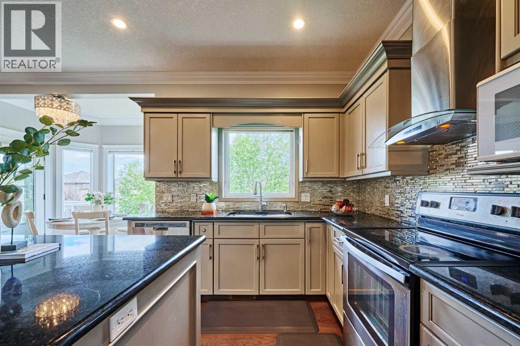 605 Hamptons Drive NW — photo 17