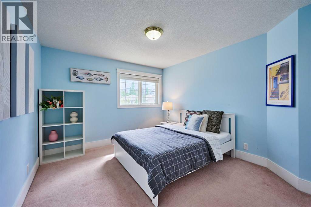 605 Hamptons Drive NW — photo 34