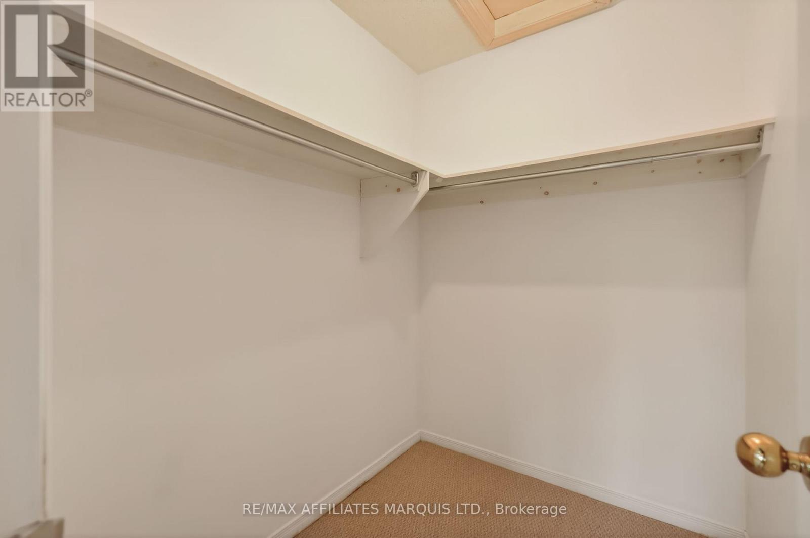 3 Bed, 3 Bath House for Sale in Ottawa – 58 ROBARTS CRESCENT, Ottawa – MLS# X13411614 - Image 28