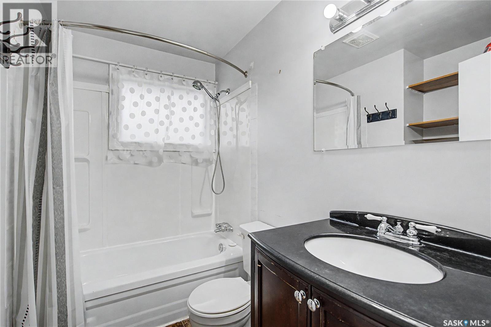 142 2nd STREET W - 12