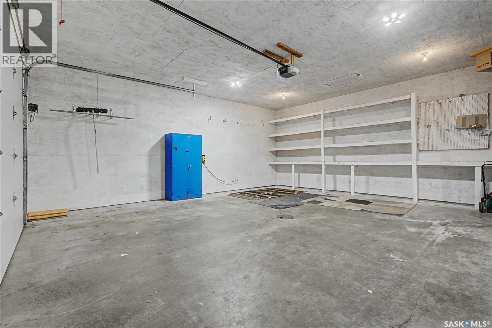 142 2nd STREET W - 17