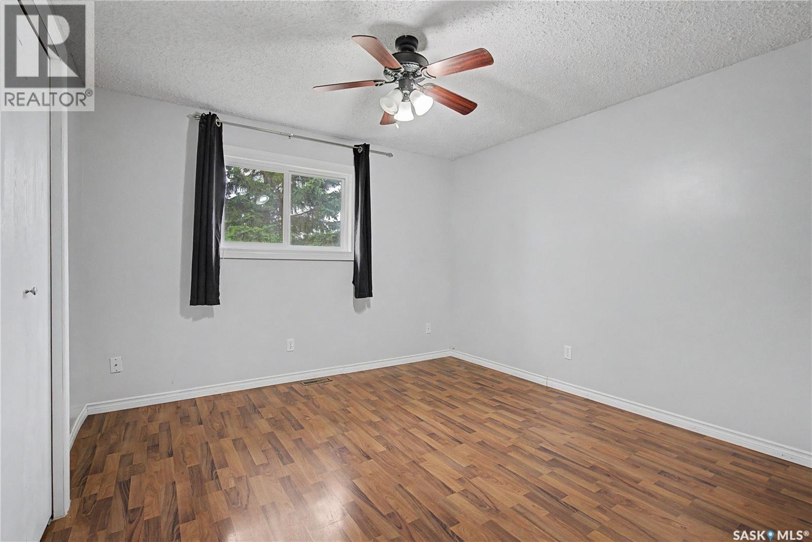 142 2nd STREET W - 8