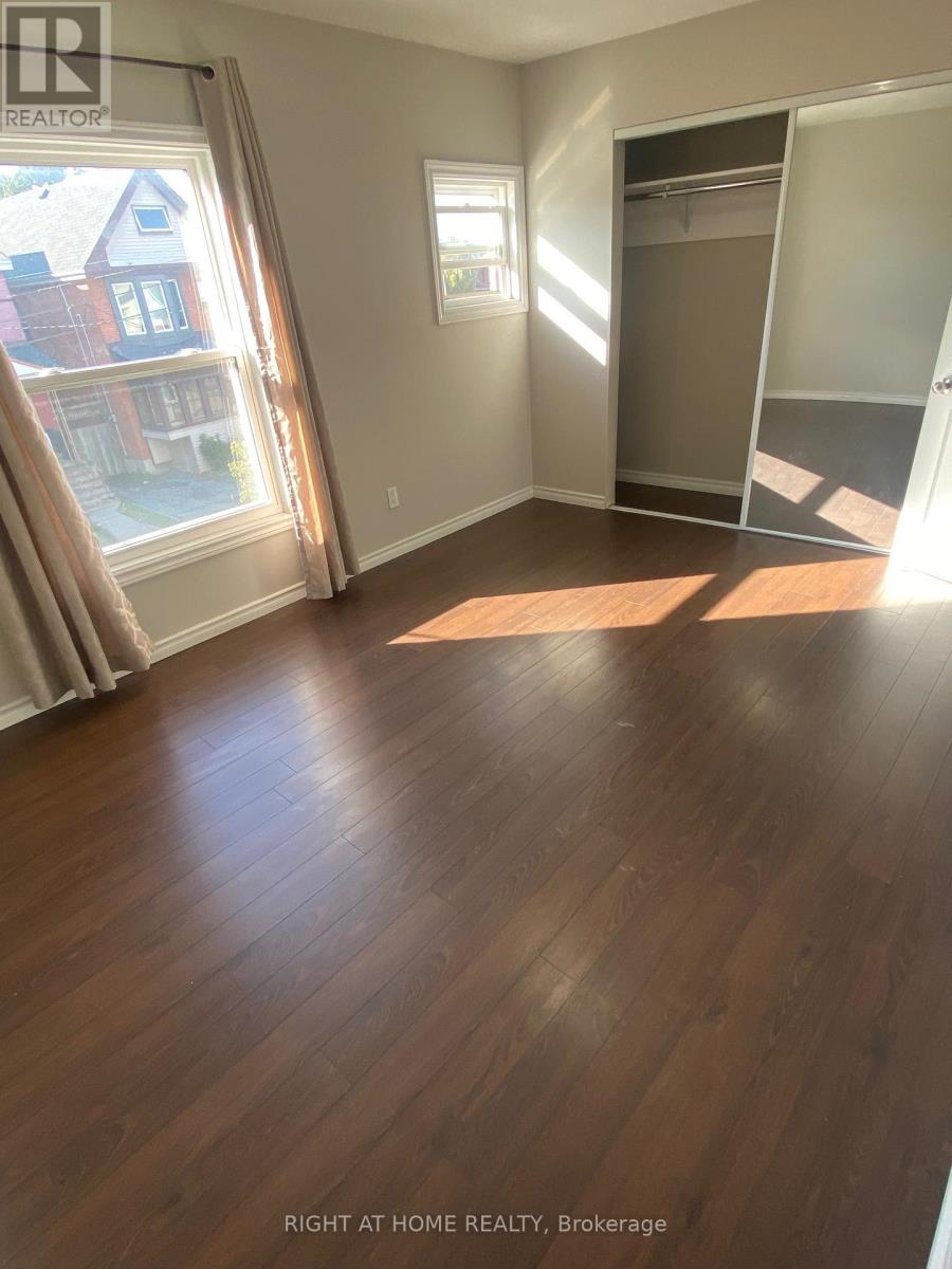 60 ARTHUR AVENUE N - 14