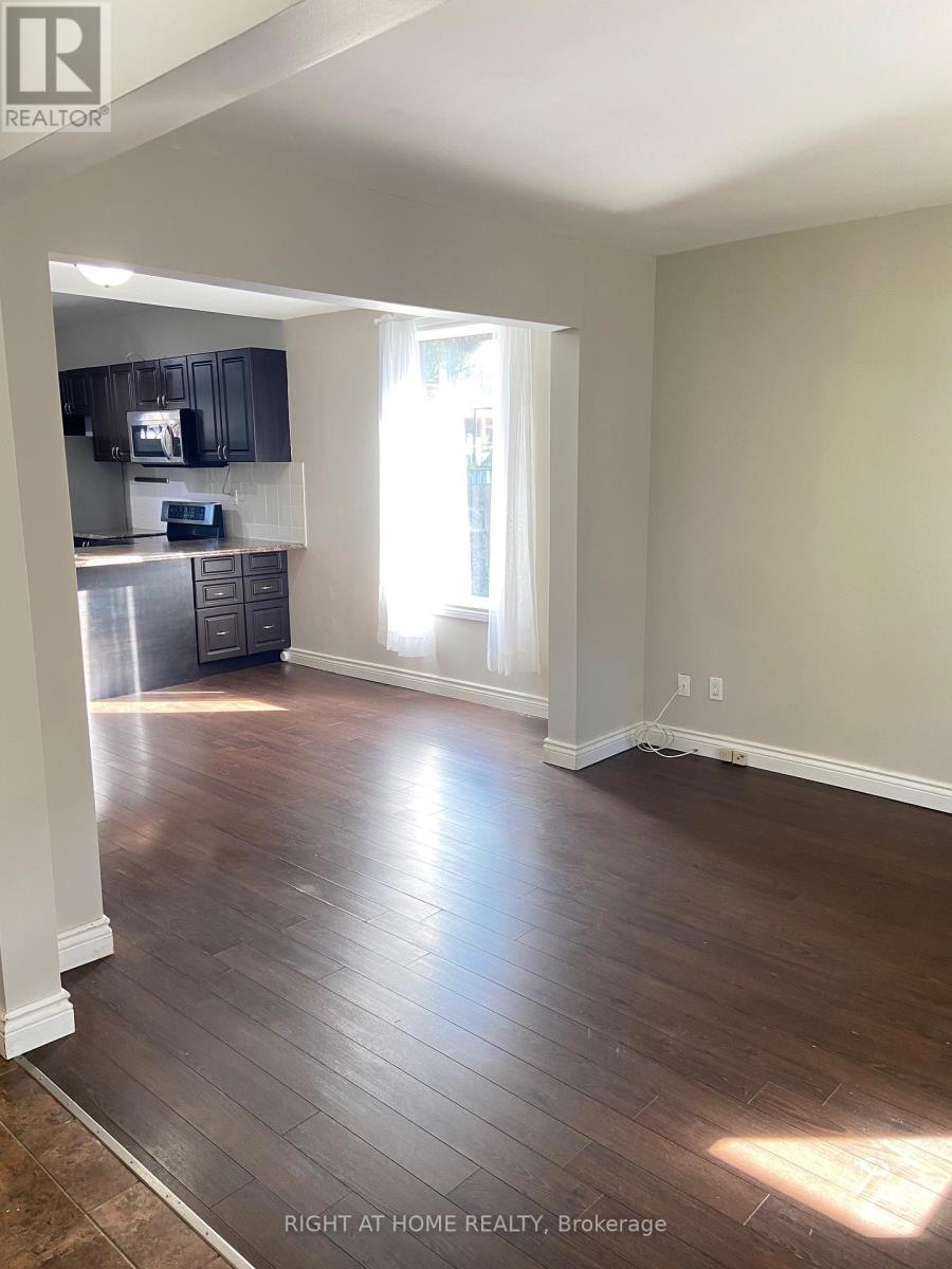 60 ARTHUR AVENUE N - 3