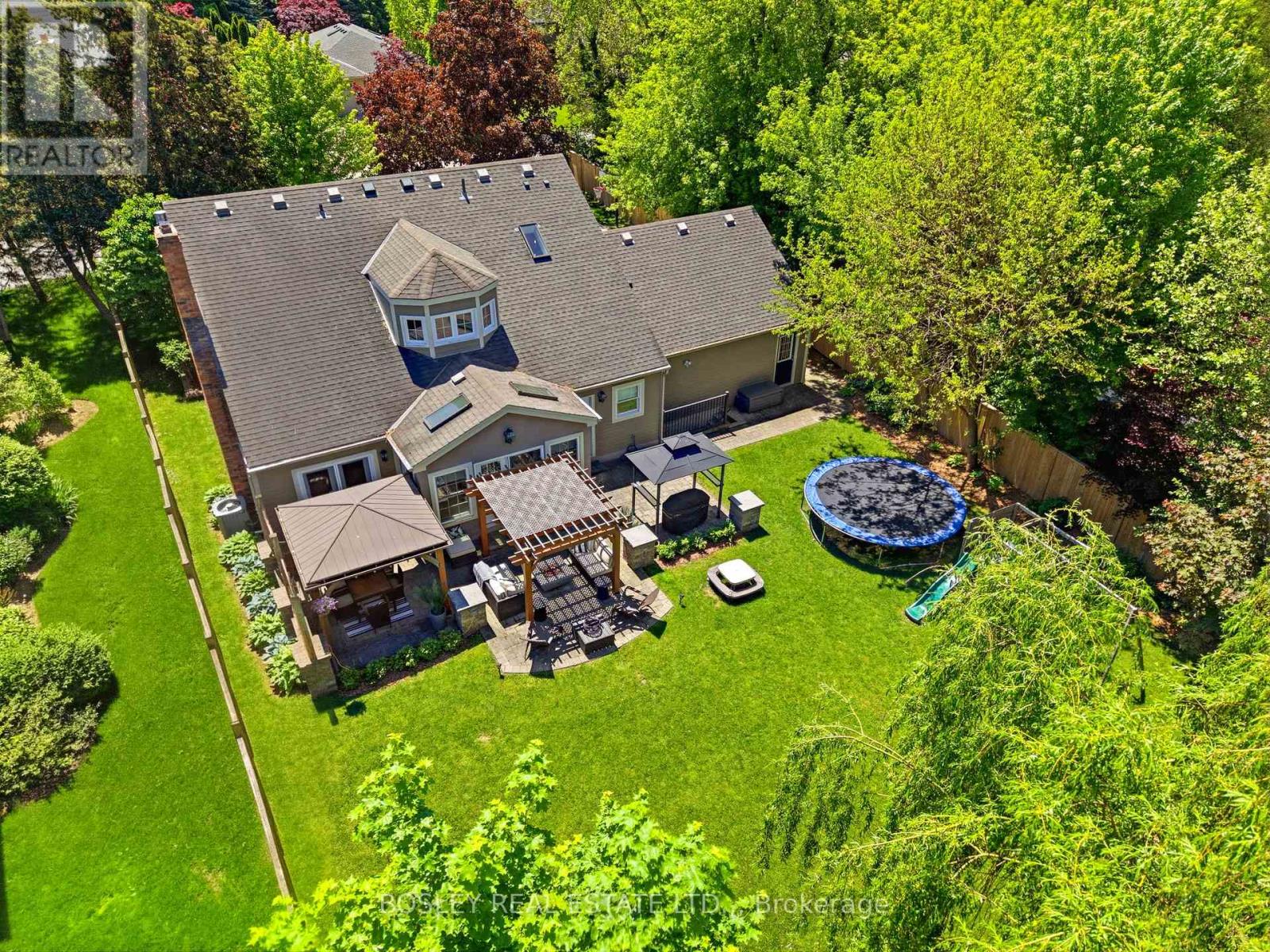 851 CHARLOTTE STREET - 42