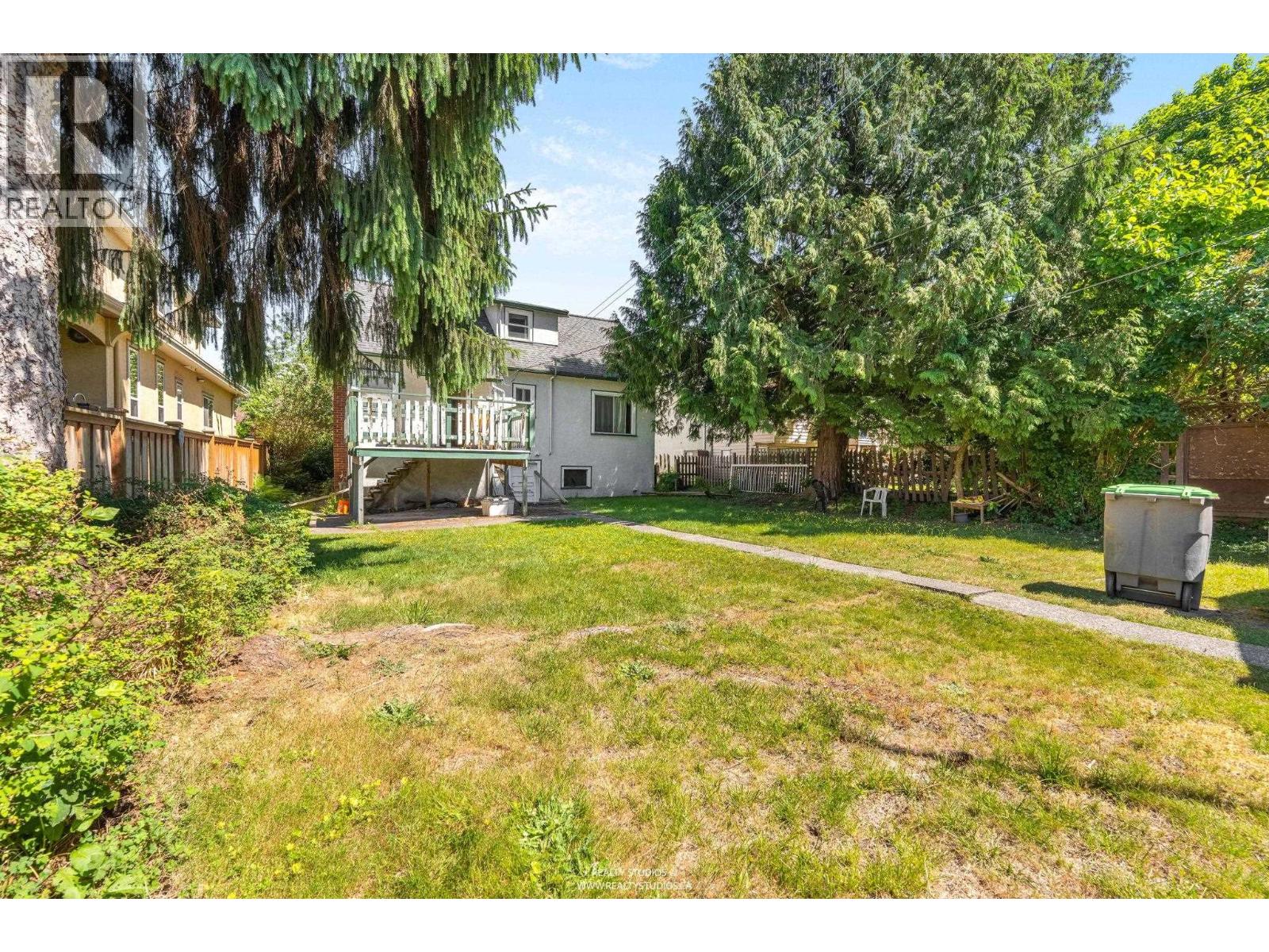 28 W KING EDWARD AVENUE — main photo