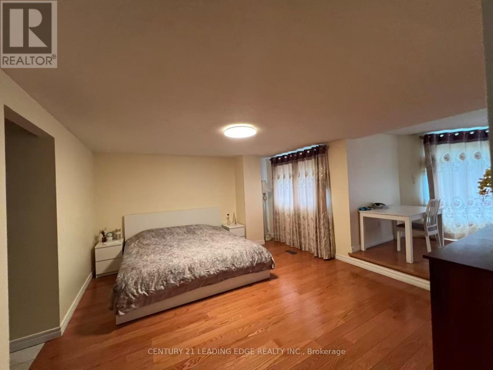 1 LOCKRIDGE AVENUE - 19