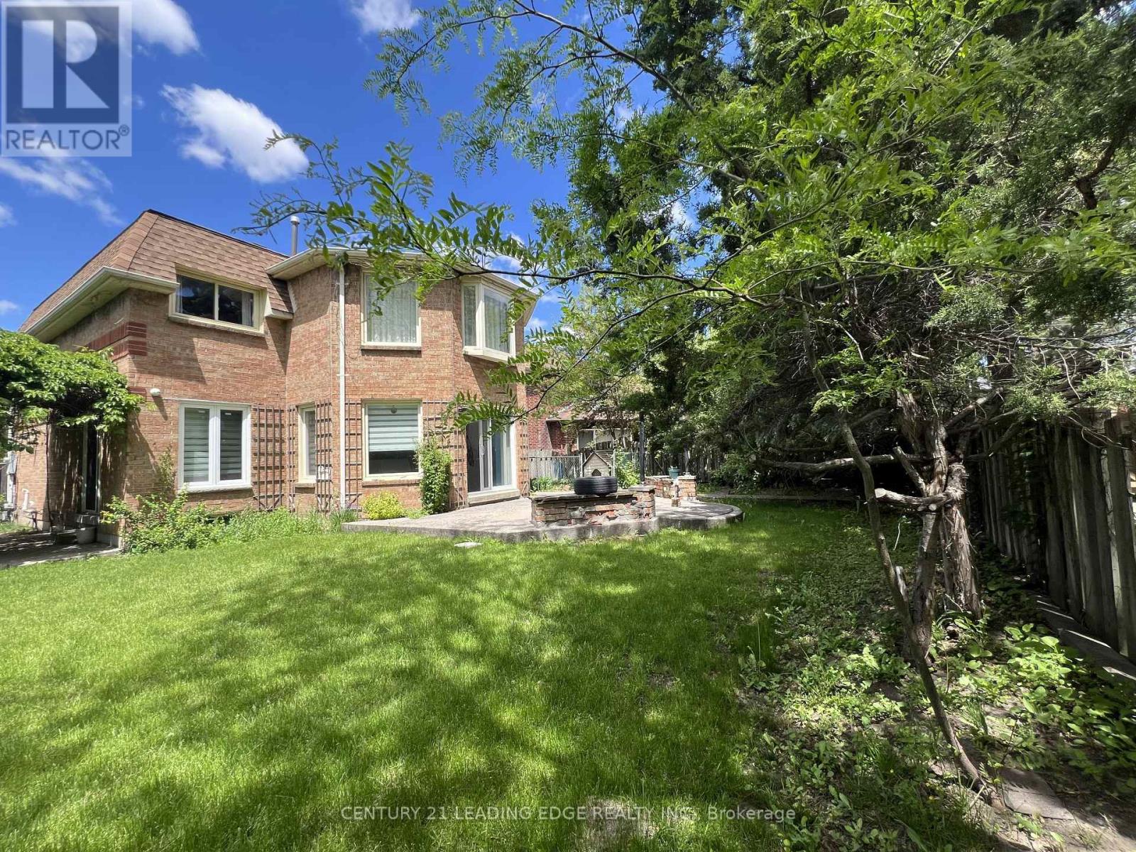 1 LOCKRIDGE AVENUE - 33