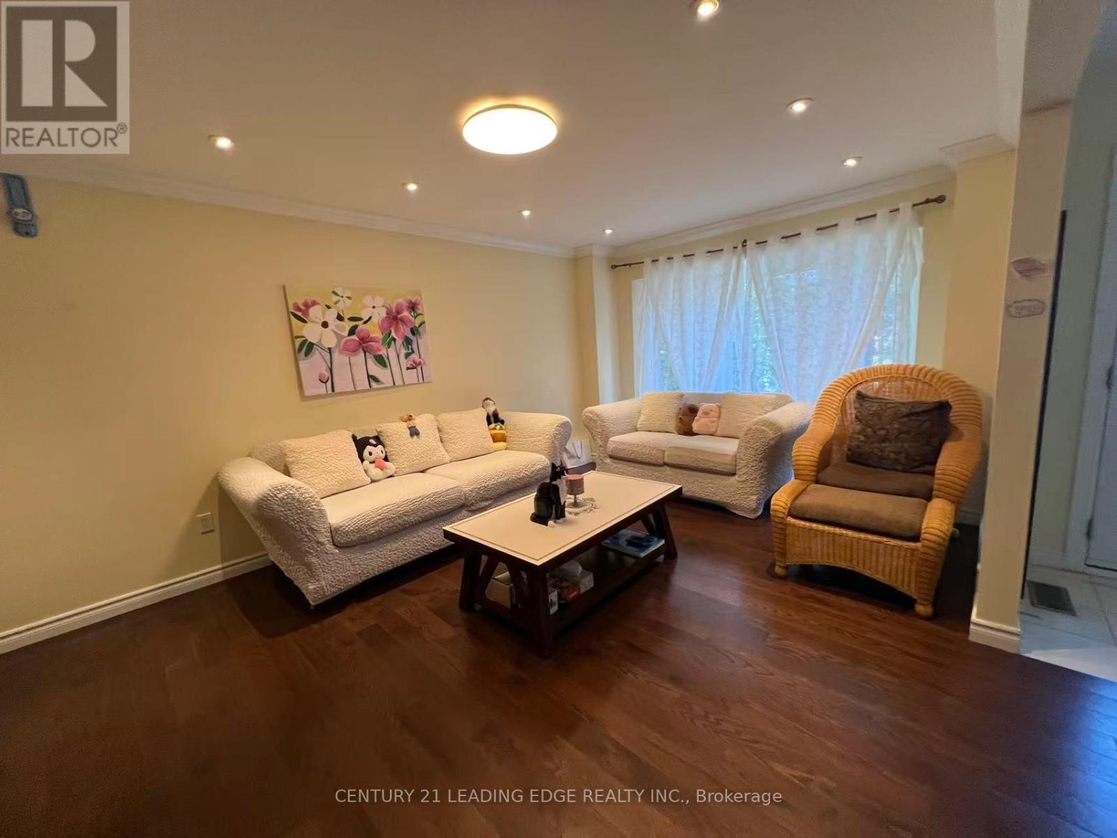 1 LOCKRIDGE AVENUE - 9