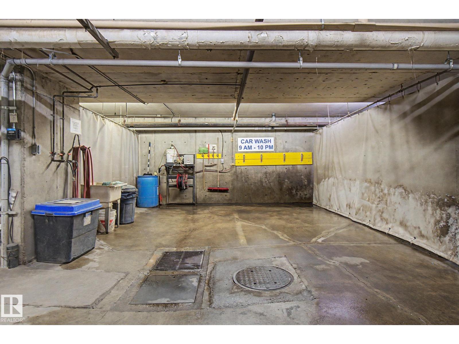 #308 10933 124 ST NW - 40