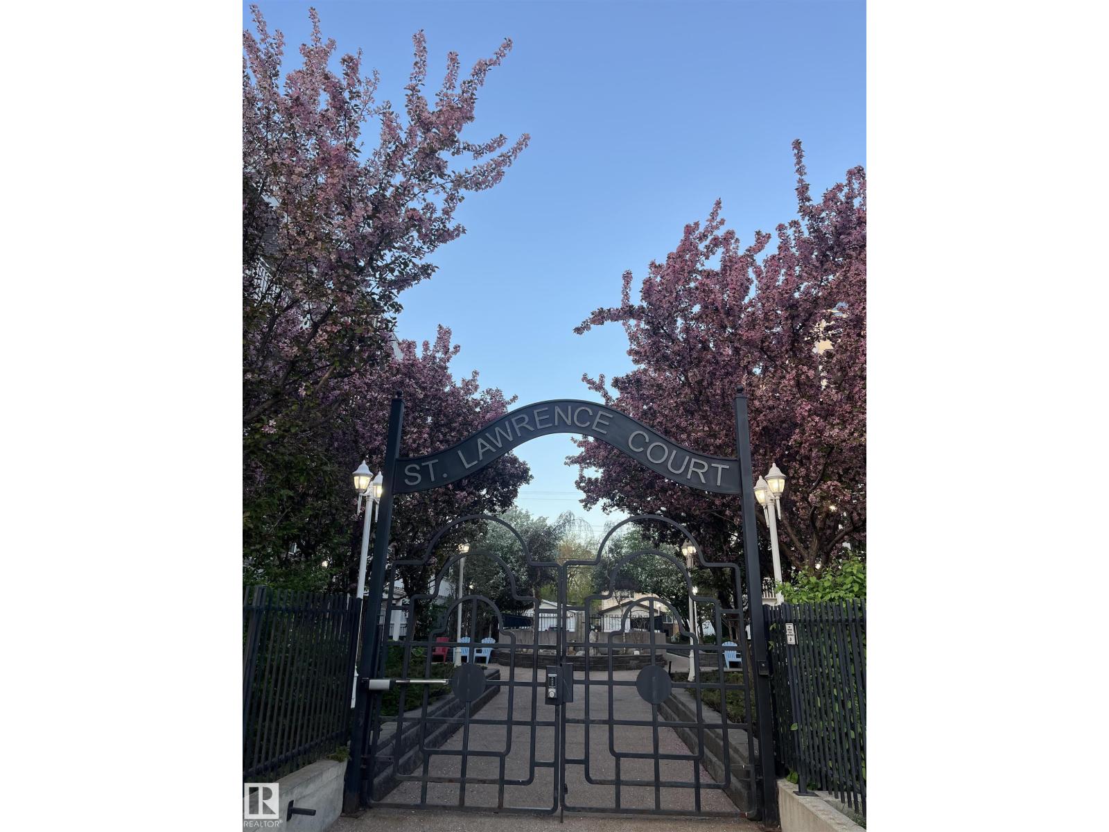 #308 10933 124 ST NW - 42
