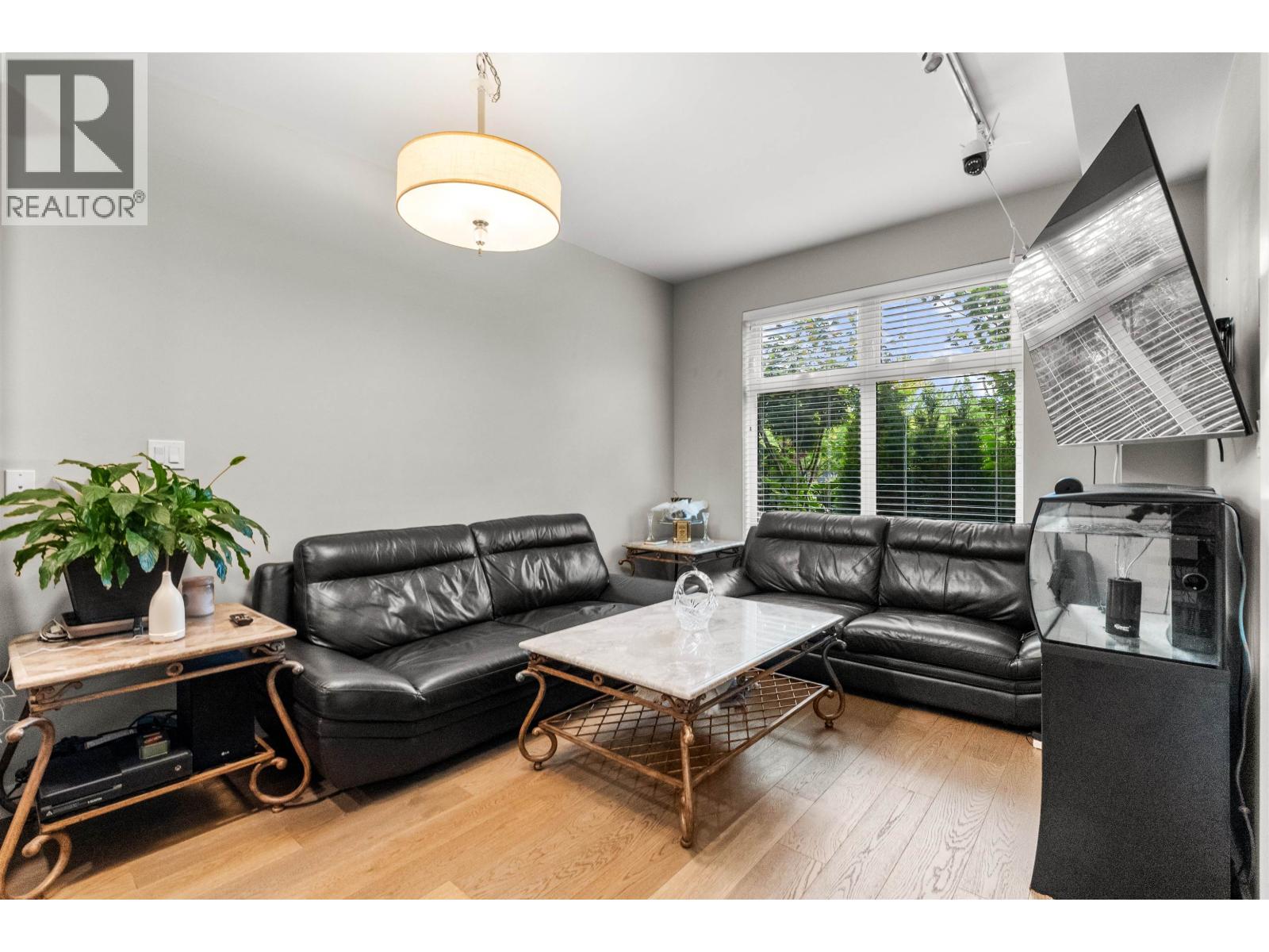 #102-5011 SPRINGS Boulevard, Tsawwassen
