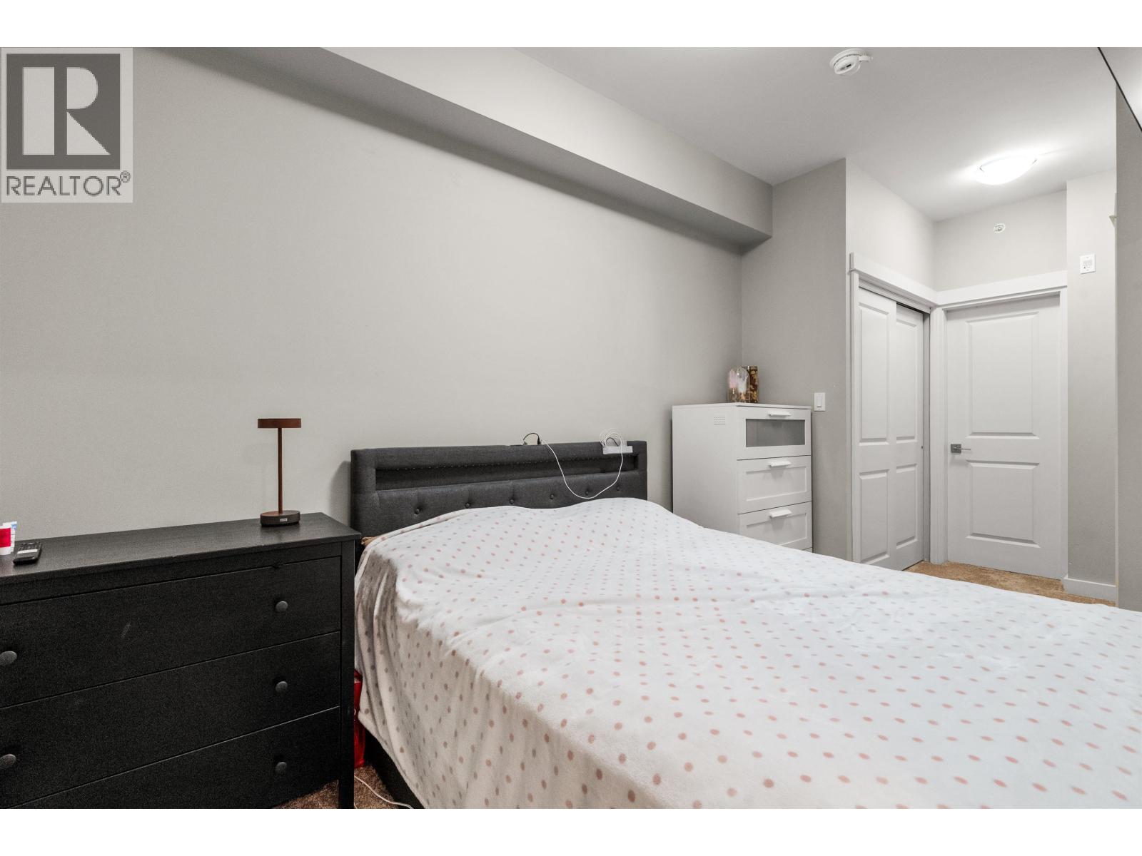 #102-5011 SPRINGS Boulevard, Tsawwassen