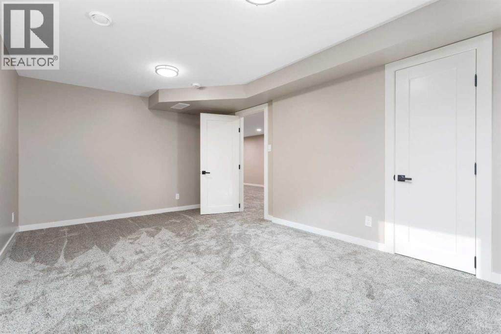 87 Norris Close — photo 32
