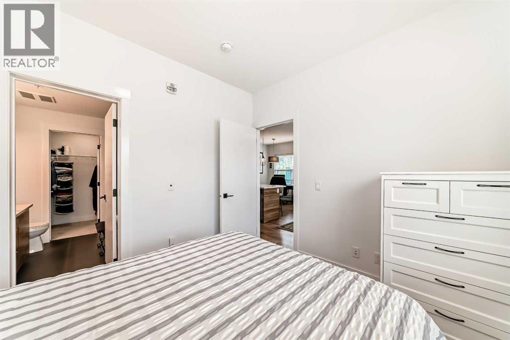 #104 19621 40 Street SE - 15