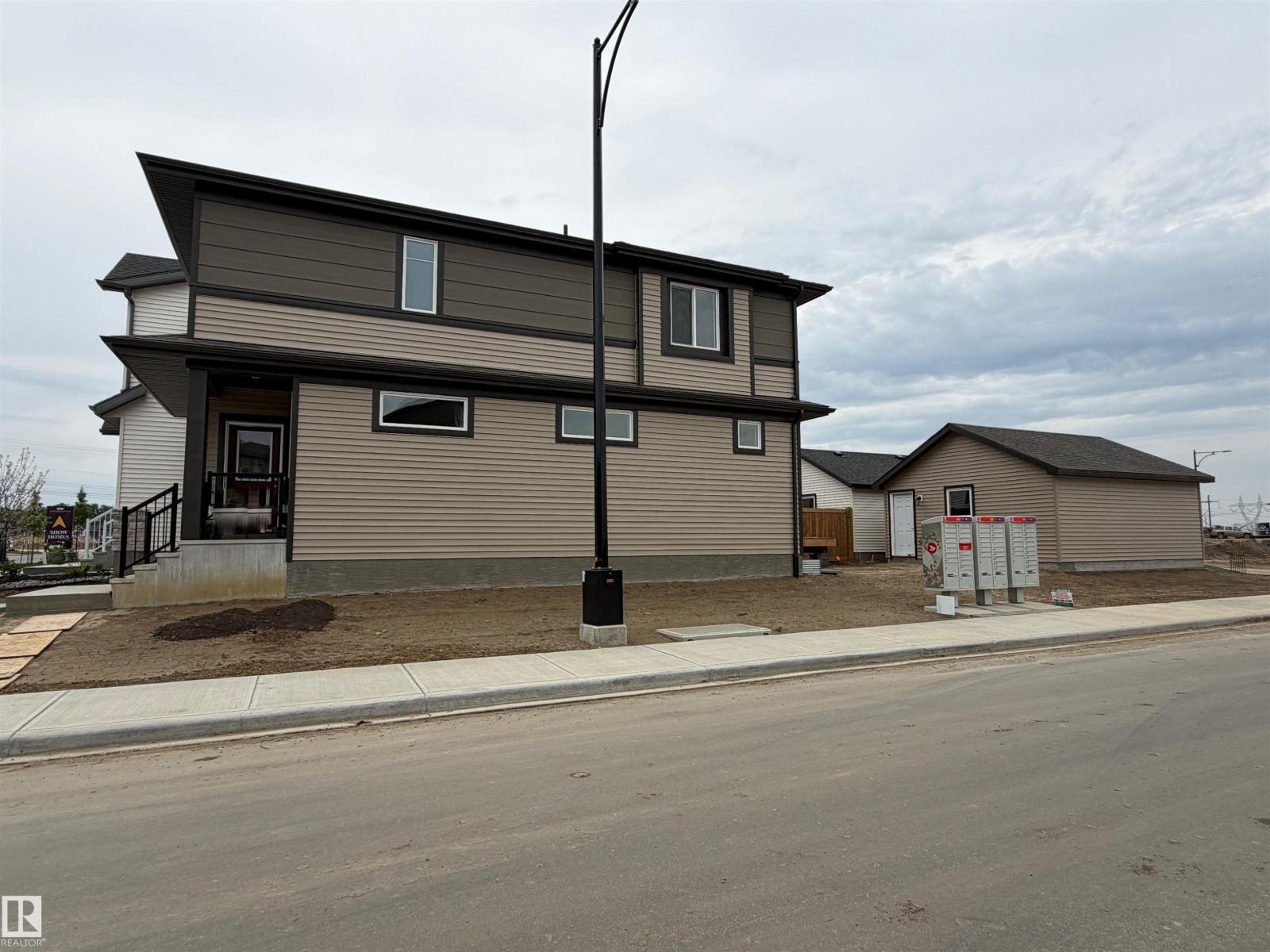 330 EDGEMONT DR NW - photo 2