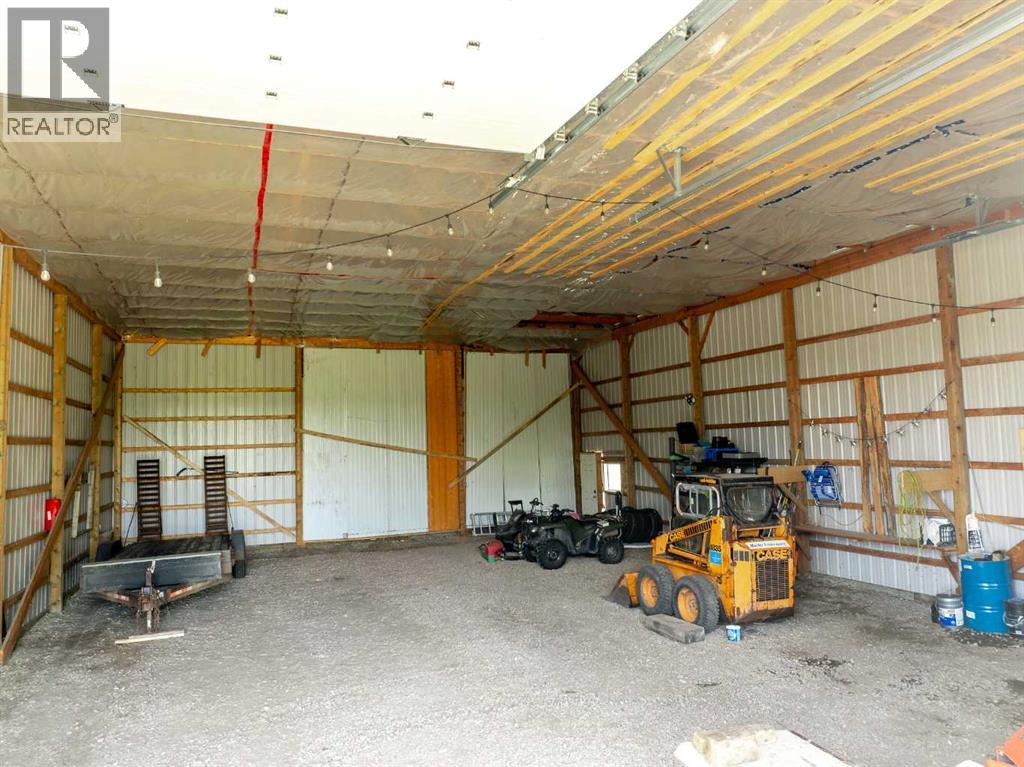 40X60 SHOP ELECTRICAL PANEL AND GAS THERE