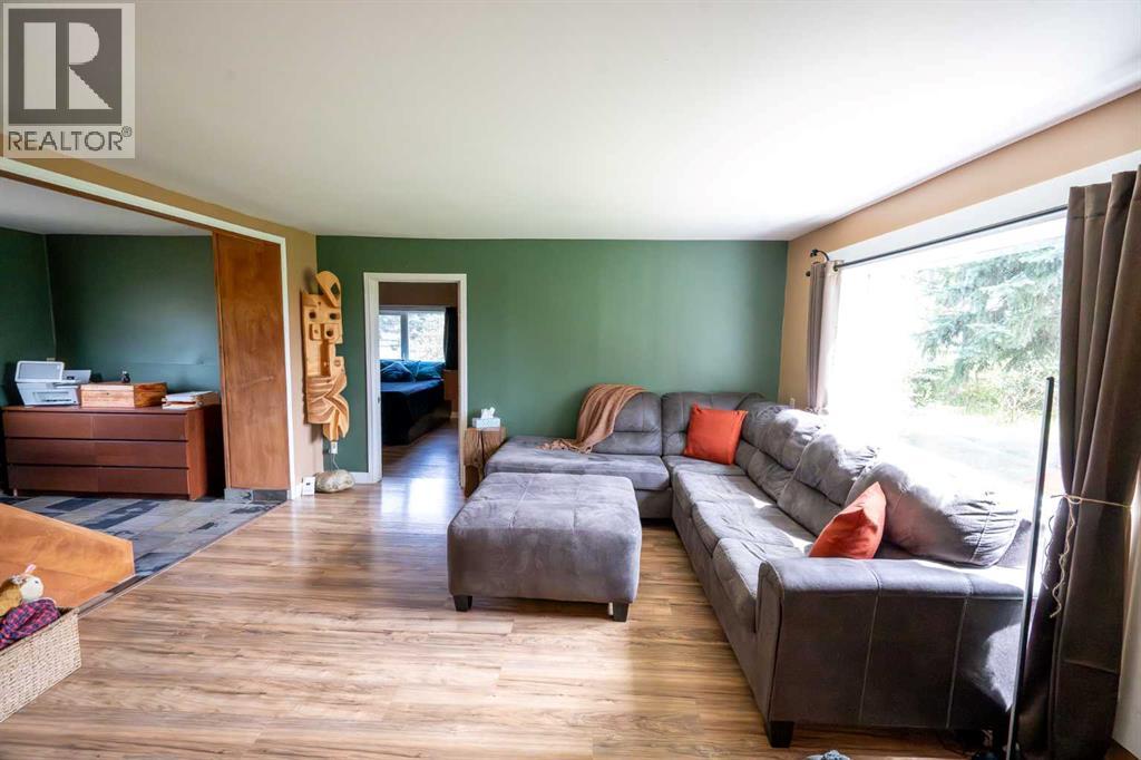 Living Rm