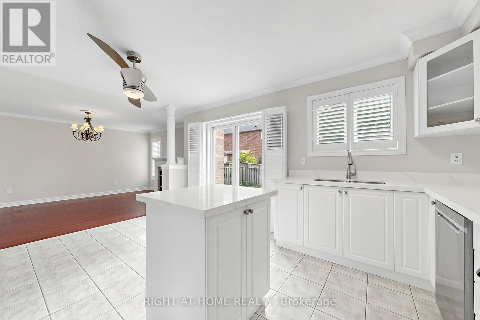 204 EVERETT STREET - 22