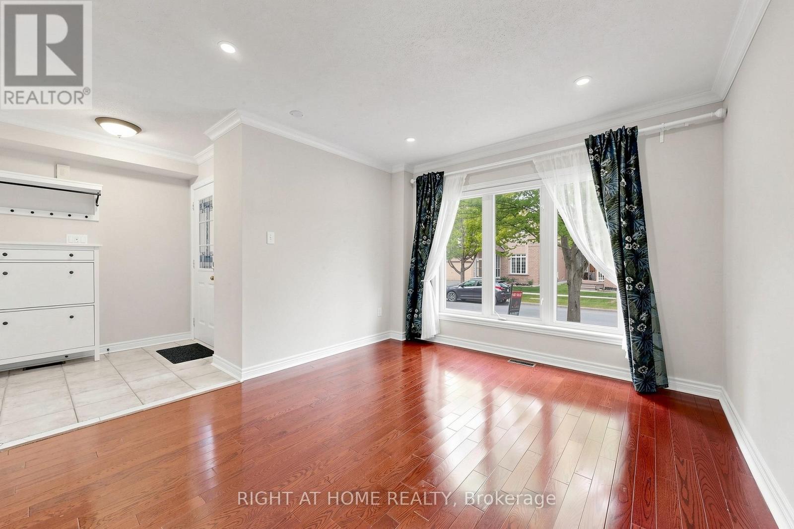 204 EVERETT STREET - 6