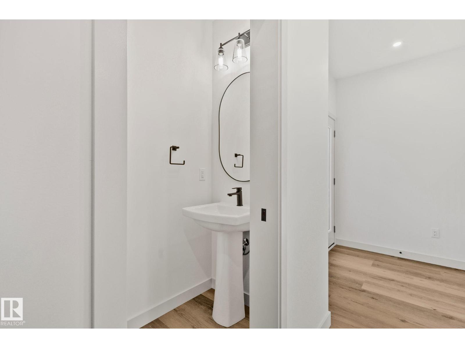 122 Royal Street — photo 14