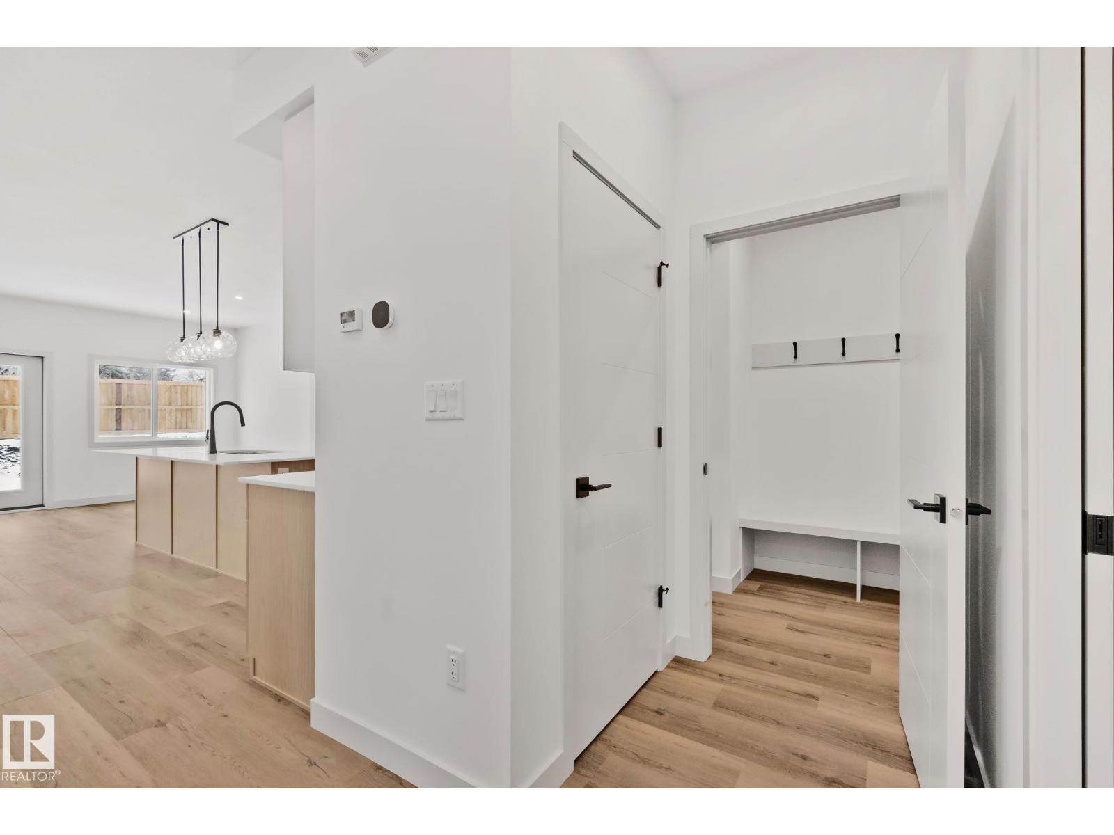 122 Royal Street — photo 16