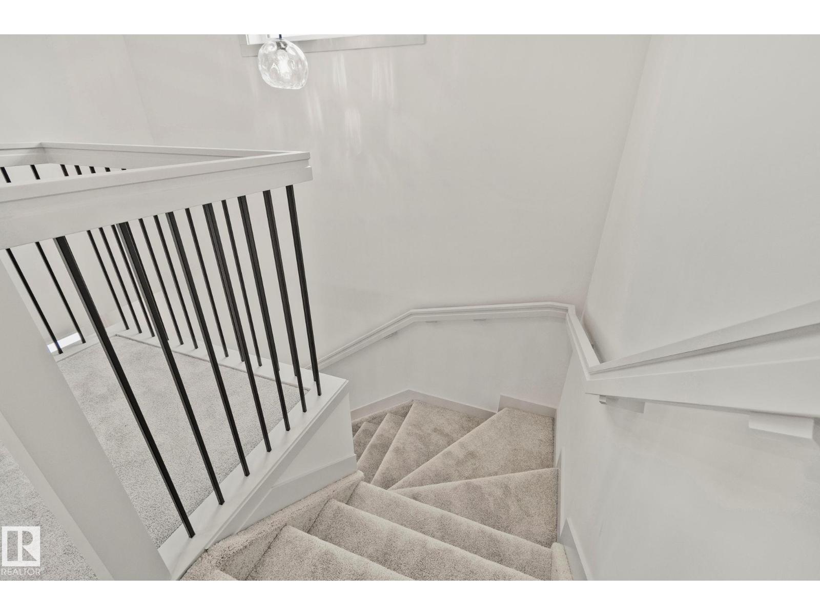 122 Royal Street — photo 19