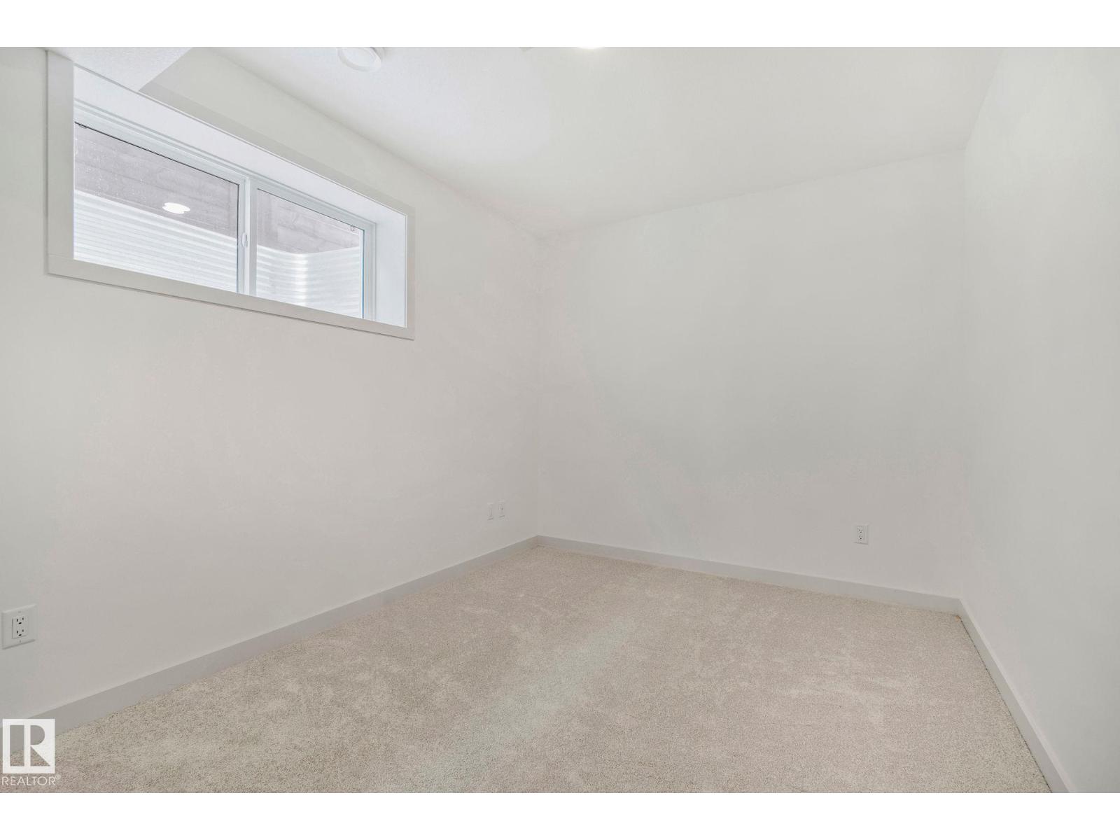 122 Royal Street — photo 35