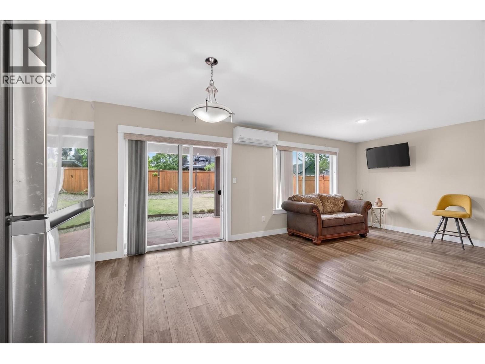 5480 Canoe Beach Drive NE - 12