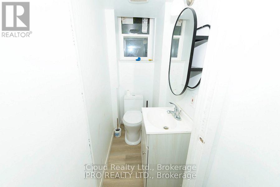 81 FLORENCE AVENUE - 11