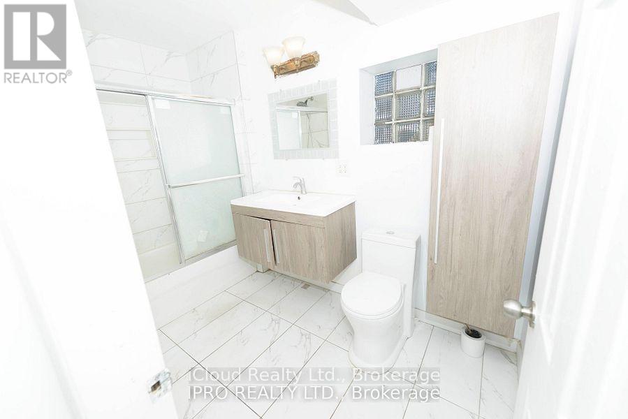 81 FLORENCE AVENUE - 4