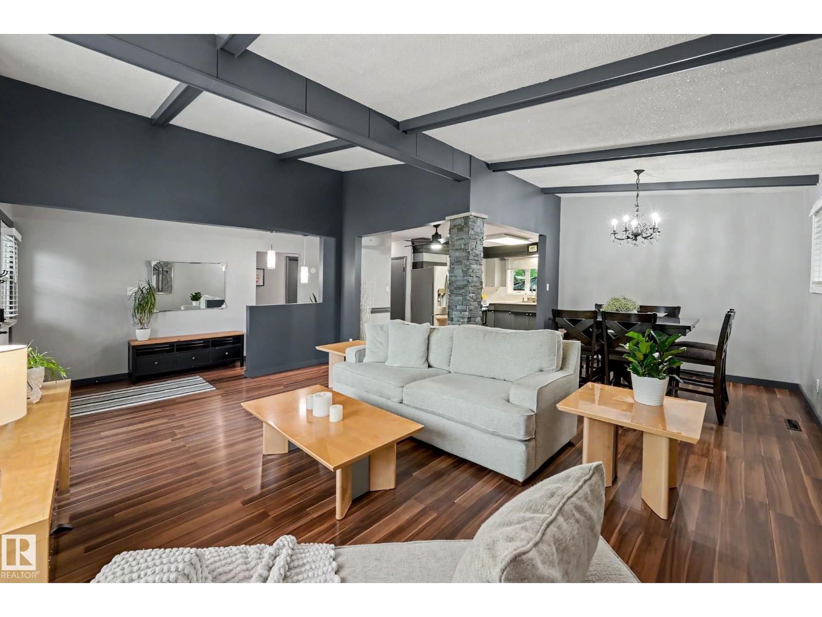 12115 40 AV NW NW - 8