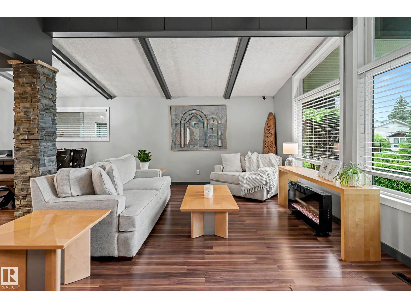 12115 40 AV NW NW - 6