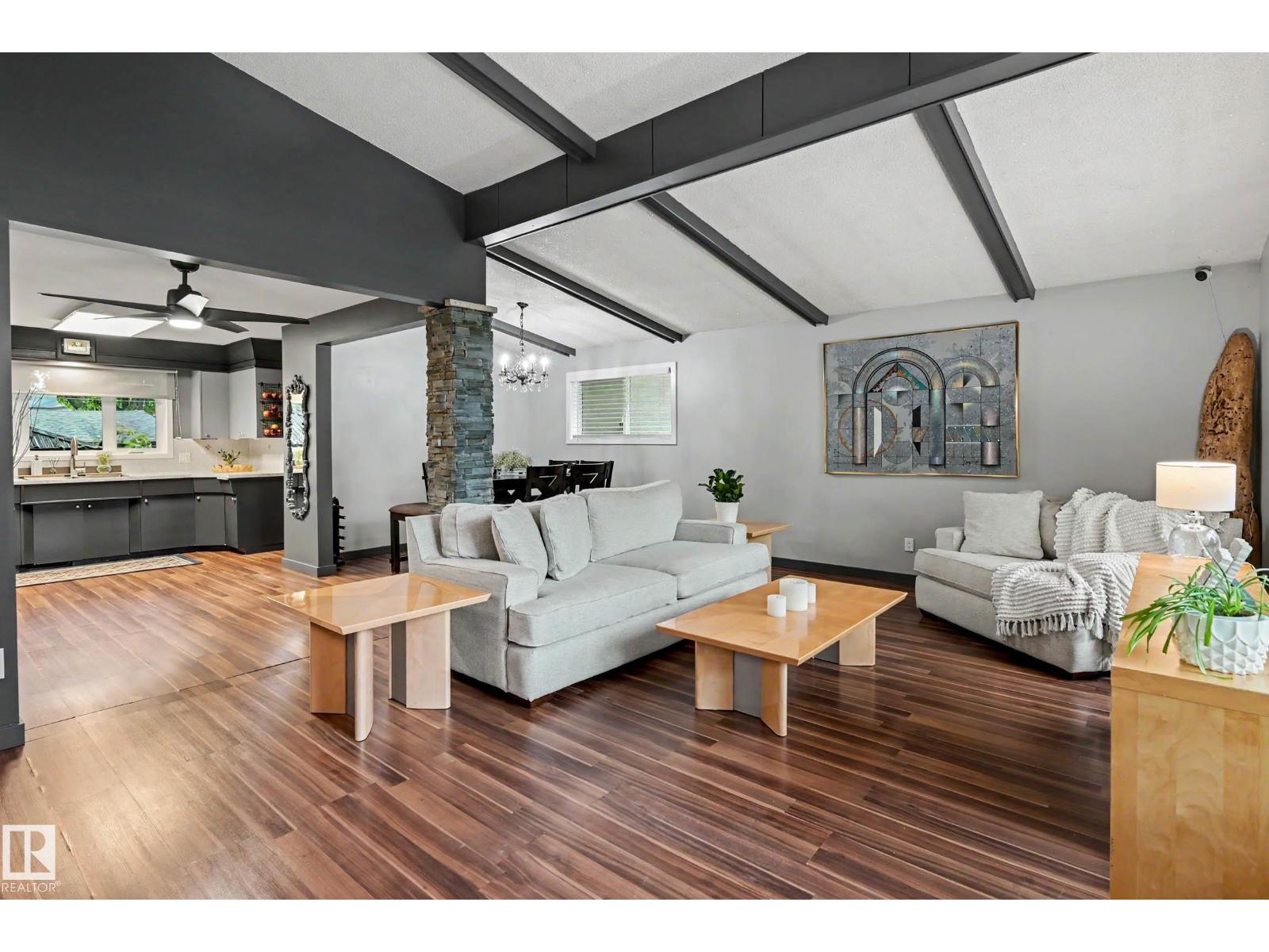 12115 40 AV NW NW - 4