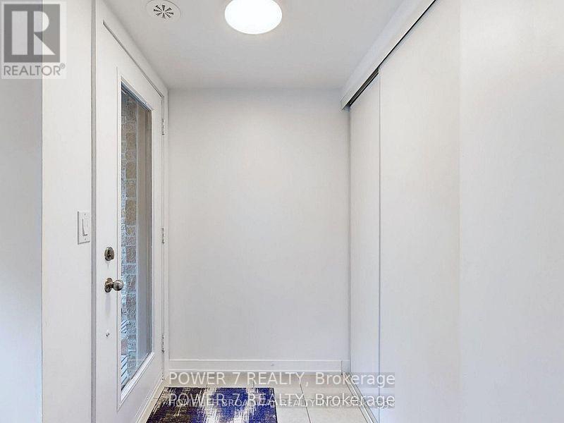 #509 30 DUNSHEATH WAY - 7