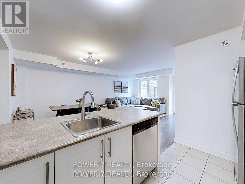 #509 30 DUNSHEATH WAY - 9