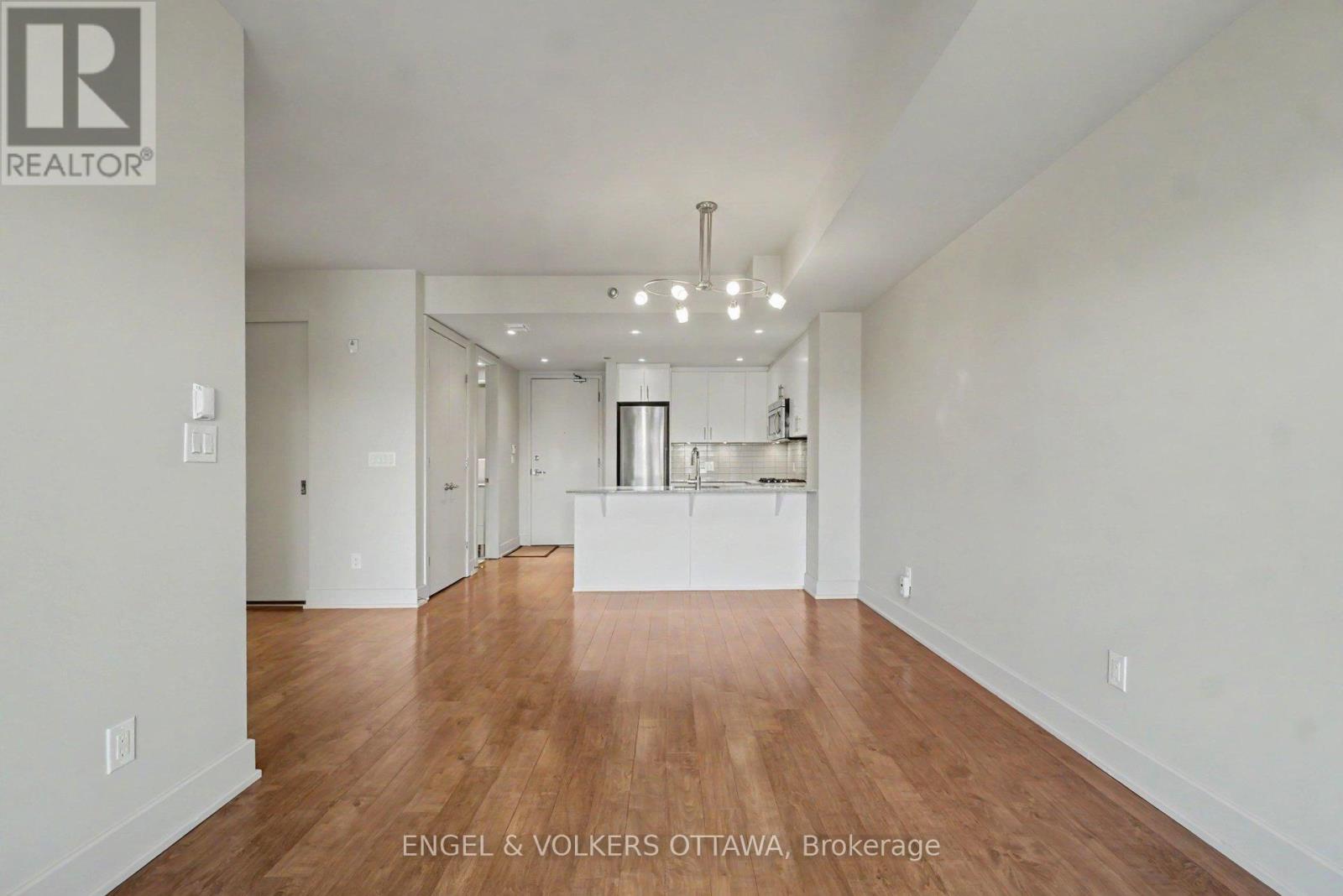 #605 7 MARQUETTE AVENUE - 15