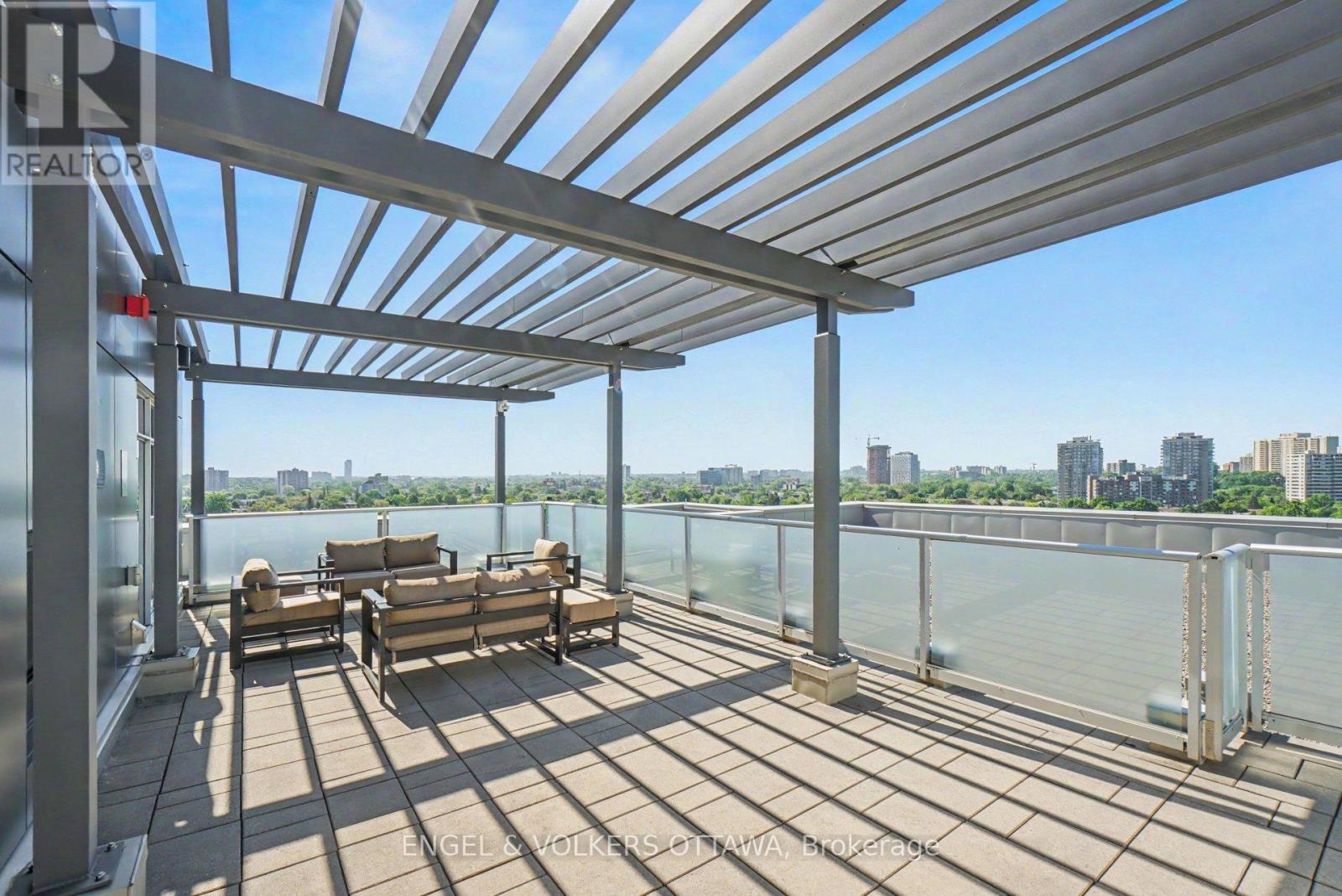 #605 7 MARQUETTE AVENUE - 33