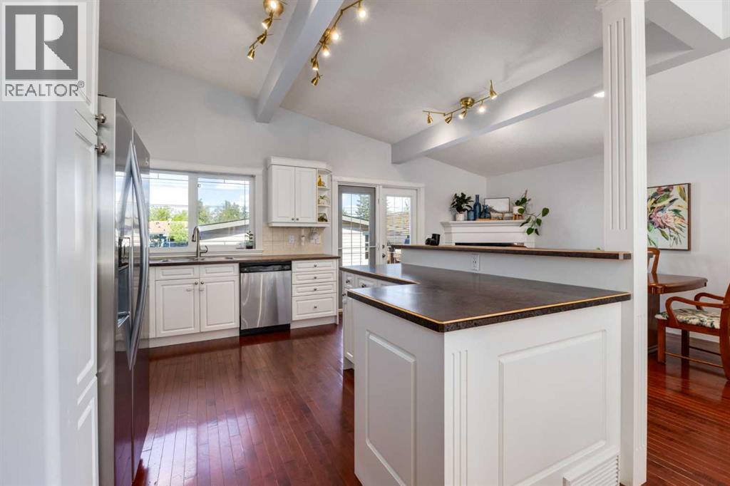 9716 Fairmount Drive SE — photo 10
