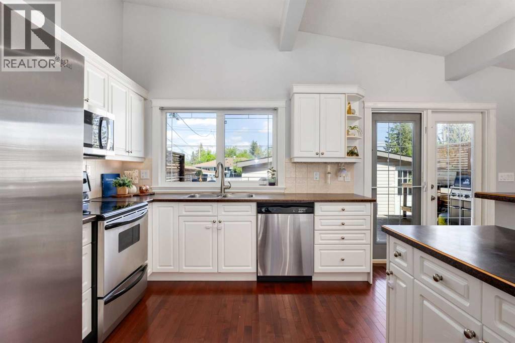 9716 Fairmount Drive SE — photo 9