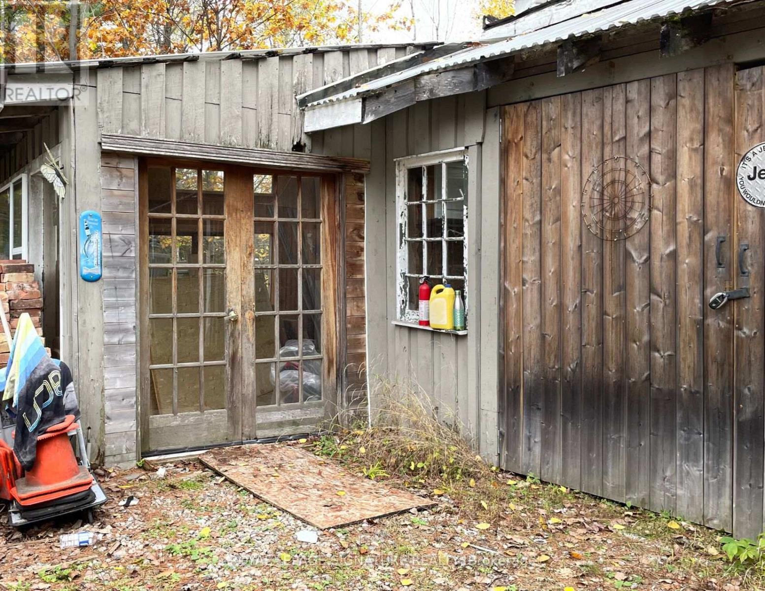 613 LONG LAKE ROAD - 37