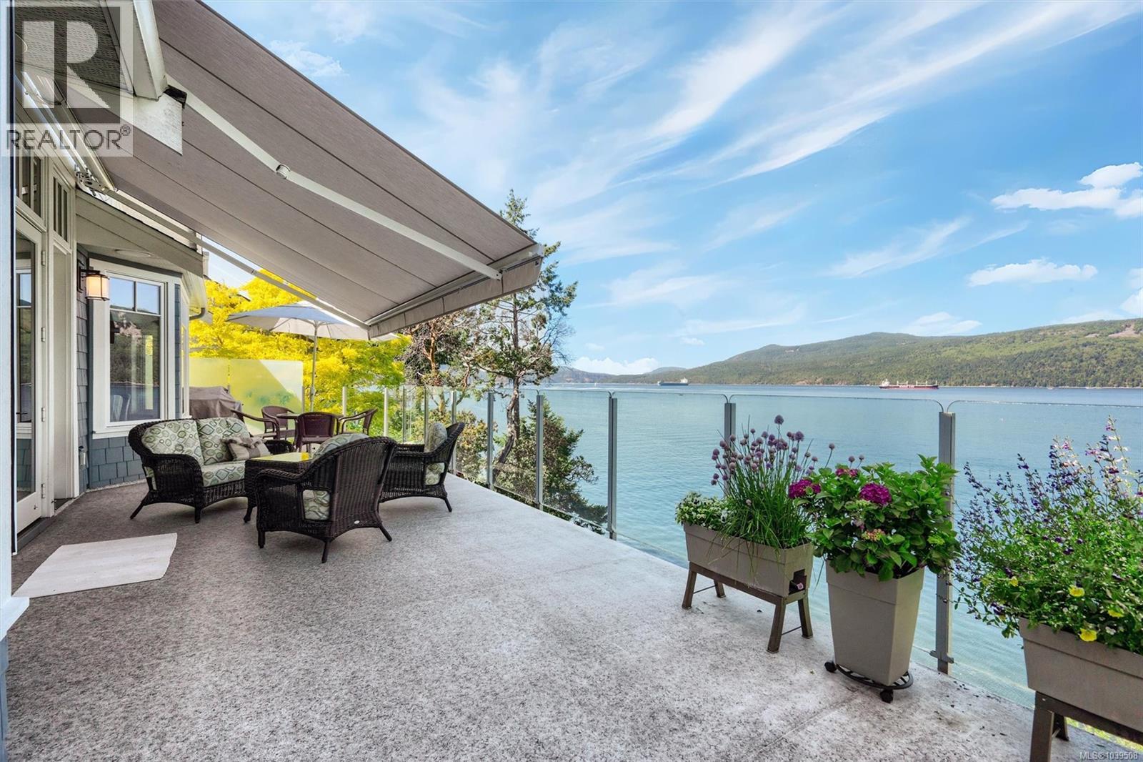 221 Marine Dr - Image 3