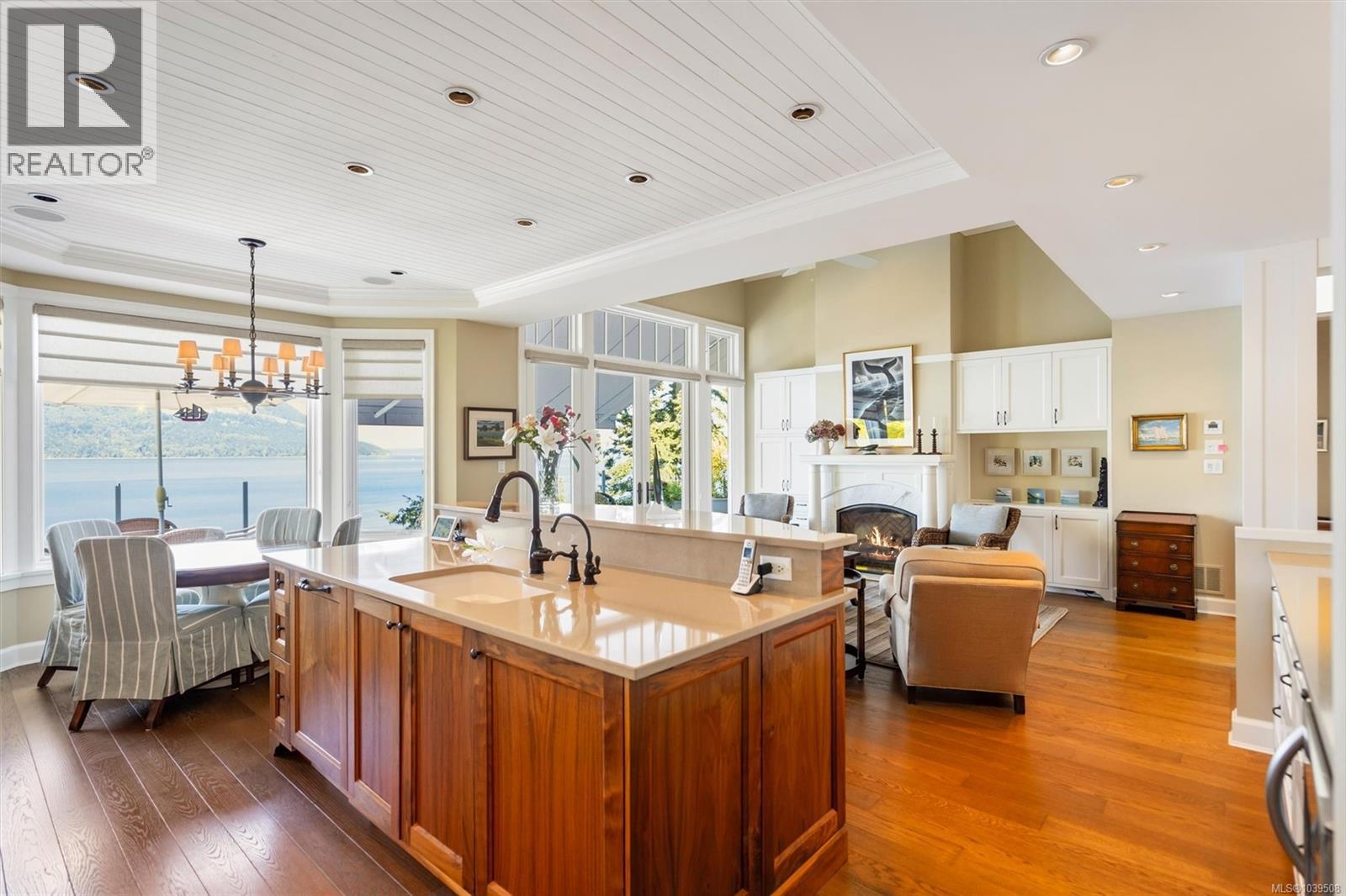 221 Marine Dr - 5