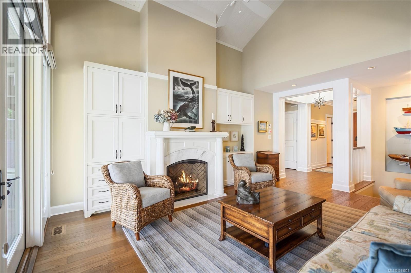 221 Marine Dr - 12