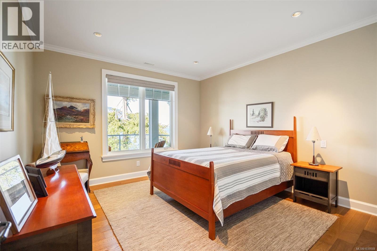 221 Marine Dr - 31
