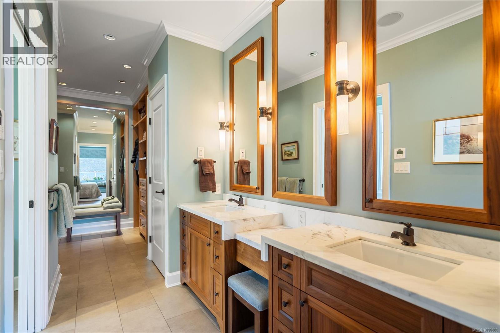 221 Marine Dr - 17
