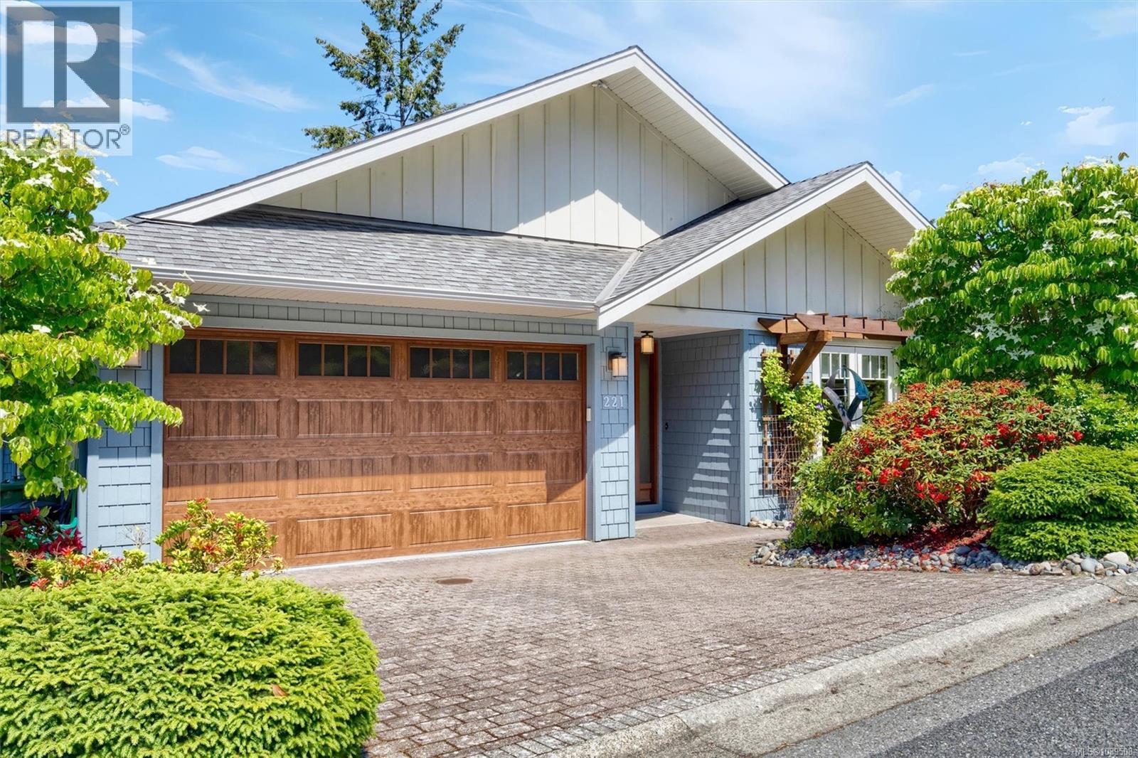 221 Marine Dr - 37