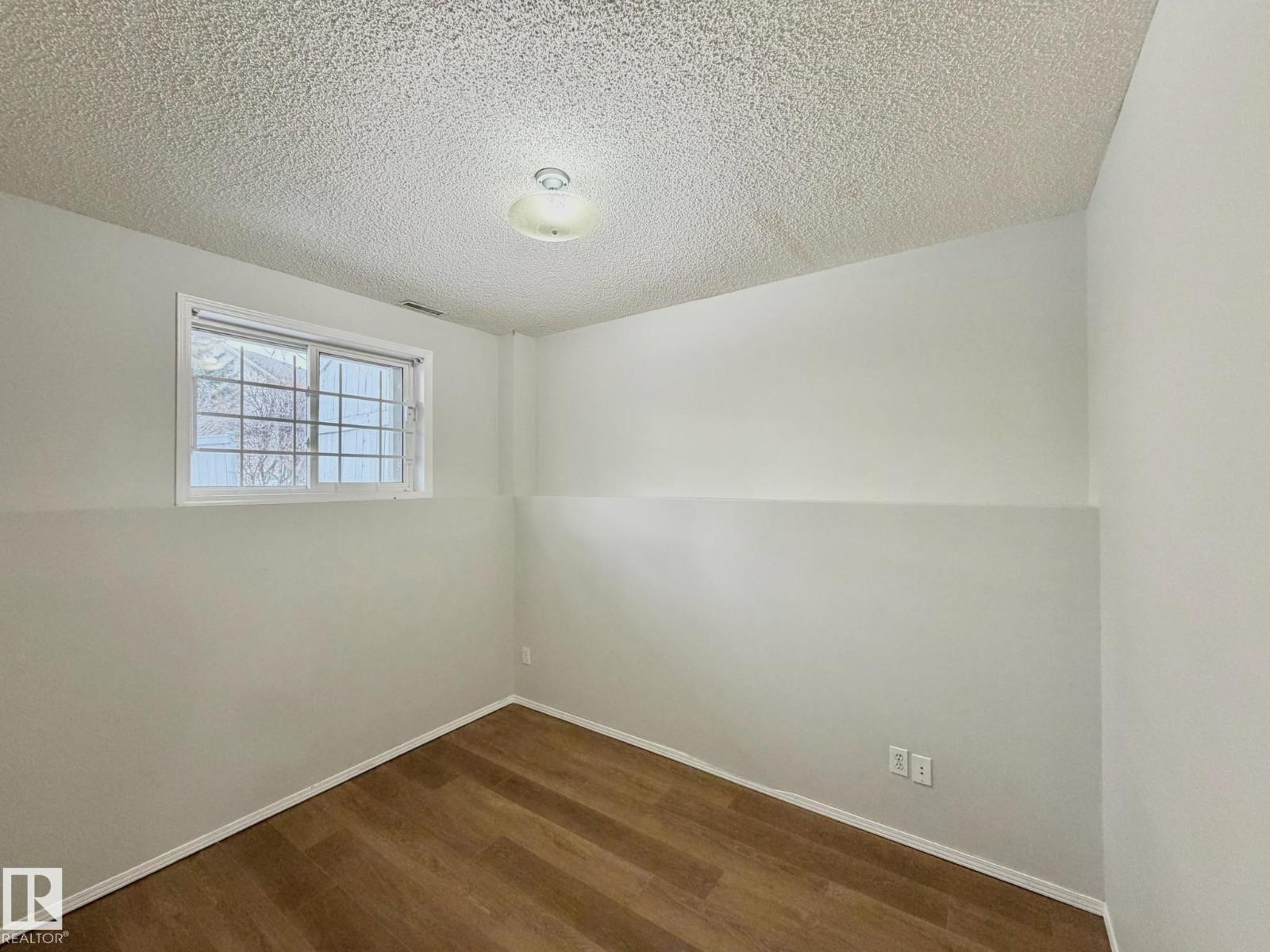 #2 3311 58 ST NW — photo 29